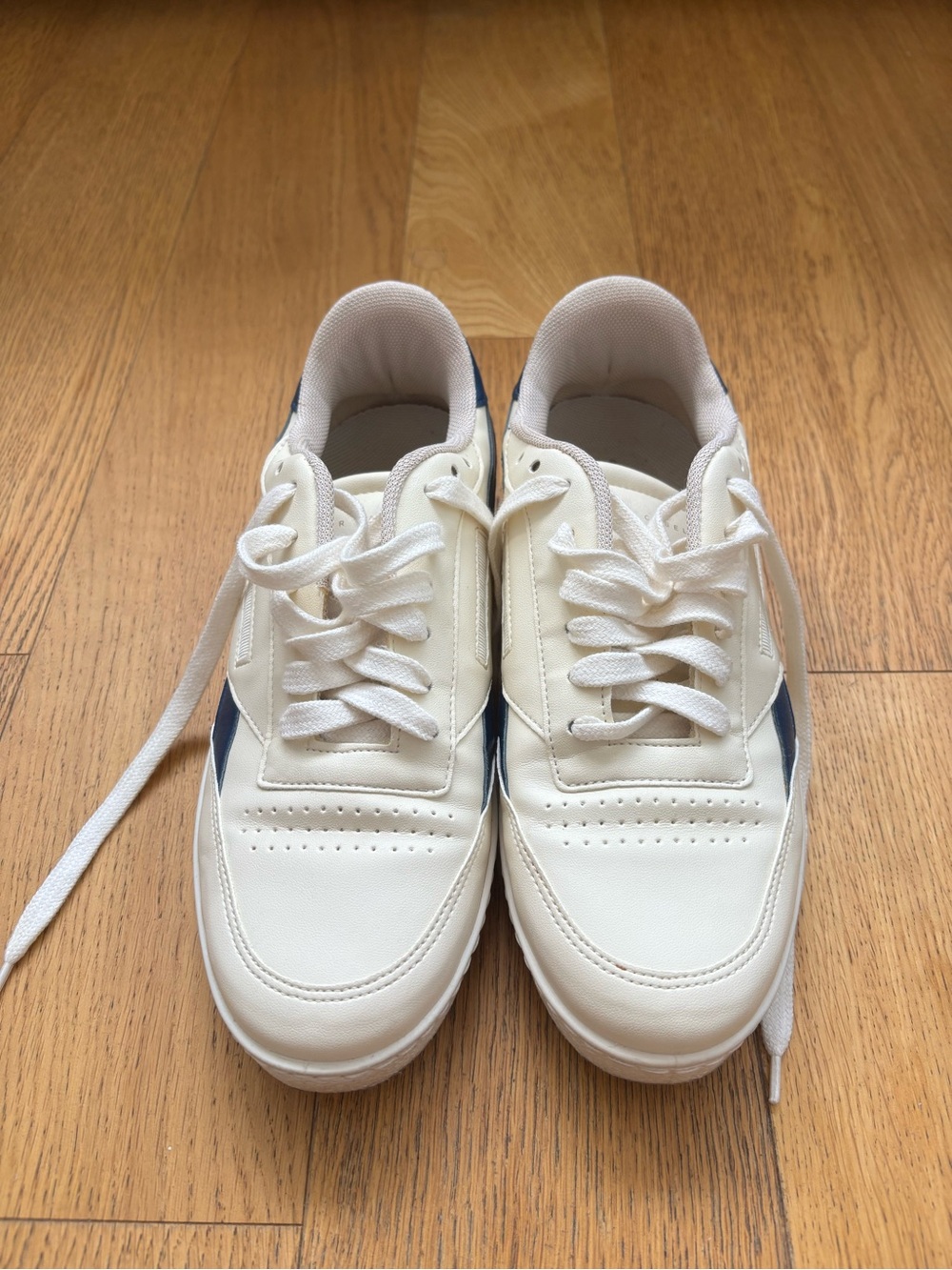 Oliver Cabell White Sneakers with Navy Side Detail